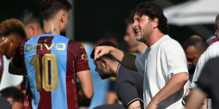 Goditje për Ernest Muçin, Trabzonspor shkarkon trajneri Tekke – Balkanweb.com – News24