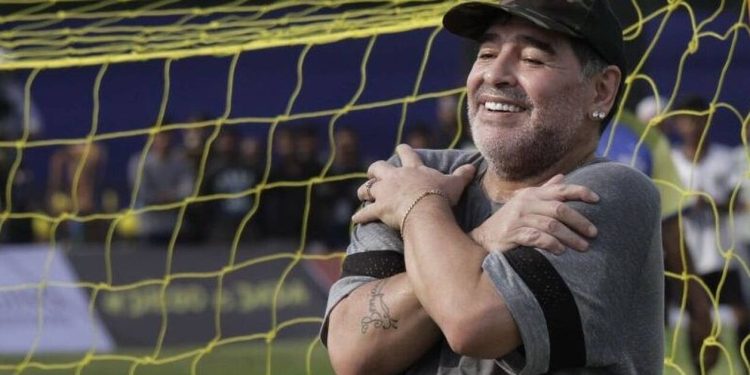 Misteri i vdekjes së Maradonës merr kthesë të re/ Eksperti: COVID-19 mund të ketë shkaktuar vdekjen e legjendës