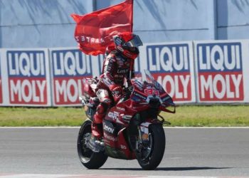 MOTOGP/ Mark Markez bën fenomenin, fiton në Misano dhe kap Martinin në krye