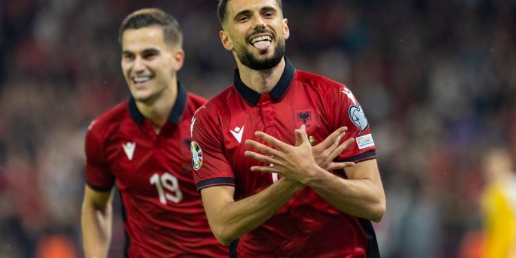 E papritur për Nedim Bajramin, futbollistit të Kombëtares nuk i ndahen problemet – Balkanweb.com – News24
