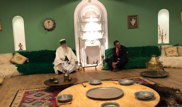 I dërguari i SHBA takim me Baba Mondin: Për shtetin Bektashi duhet të flasë populli