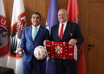 Presidenti Duka pret të dërguarin special të Presidentit Trump për Partneritetet Globale, Paolo Zampolli – Balkanweb.com – News24