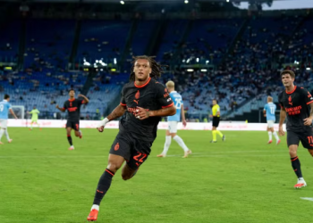 Milan “zgjohet” në pjesën e dytë, barazim thriller me Lazion