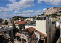 Vdekja e familjes shqiptare në Athinë, dyshohet se rrjedhja e gazit nisi nga apartamenti i një çifti të moshuarish