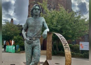 Statuja e John Lennon në Penny Lane del në ankand, pritet të shitet për 100 mijë paund – Balkanweb.com – News24