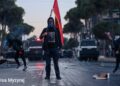 Paqja e papritur polici-protestues/ Çfarë u ra dakord dhe çfarë do të ndodhë nesër?