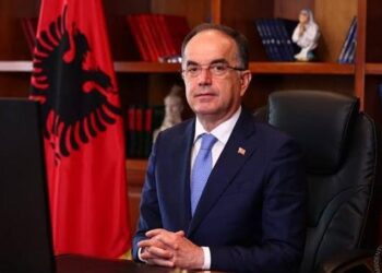 Reagon Presidenti Begaj: Dhuna s’është mjet i pakënaqësisë, zyra ime e hapur për dialog