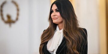 Akuzat për sjellje jodiplomatike, pritet shkarkimi i ambasadores amerikane në Athinë