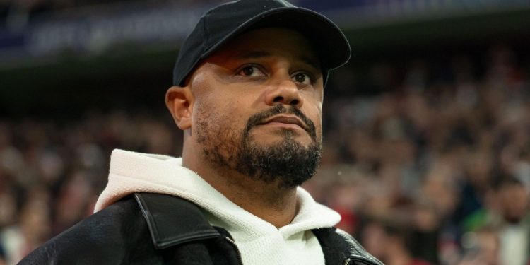 Frikë për Kompany, trajneri kolapsohet në stërvitje, shtrohet më urgjencë në spital, mediat zbulojnë prapaskenat – Balkanweb.com – News24