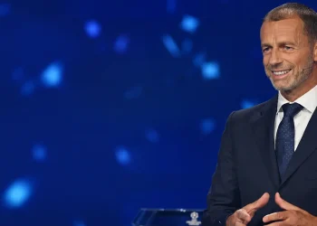 Aleksander Čeferin pranon kërkesën unanime të 55 federatave evropiane për të kandiduar për një mandat tjetër si President i UEFA-s