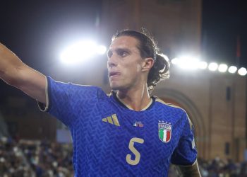 Franca përmbys Belgjikën, Italia mund Turqinë