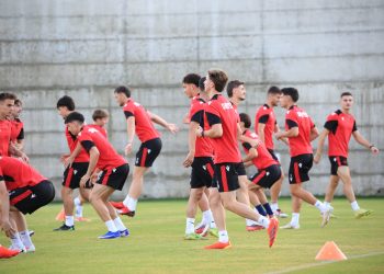 Ndeshja miqësore ndaj Ukrainës/ Kombëtarja U-21 mbyll përgatitjet – Balkanweb.com – News24