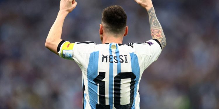 Argjentina, Messi: Dua të qëndroj këtu, faleminderit zot që i takoj këtij kombi