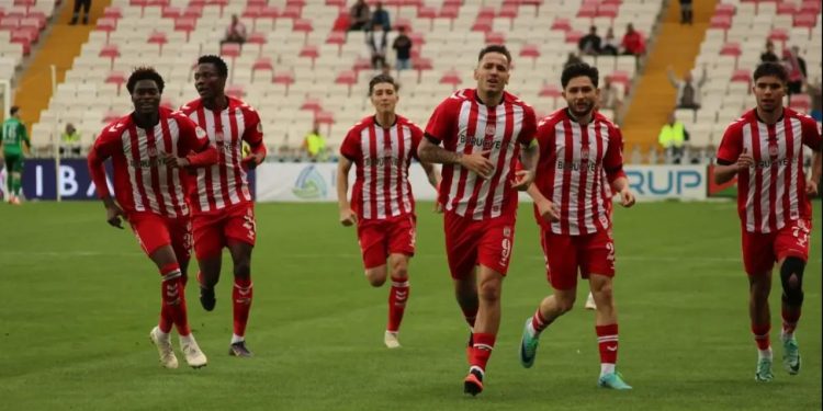 Legjionarët/ Manaj dhe Uzuni golat kuqezi, Rey nuk ndalet me Sivasspor, goli i Myrto Uzuni-t nuk vlen për Austin – Balkanweb.com – News24