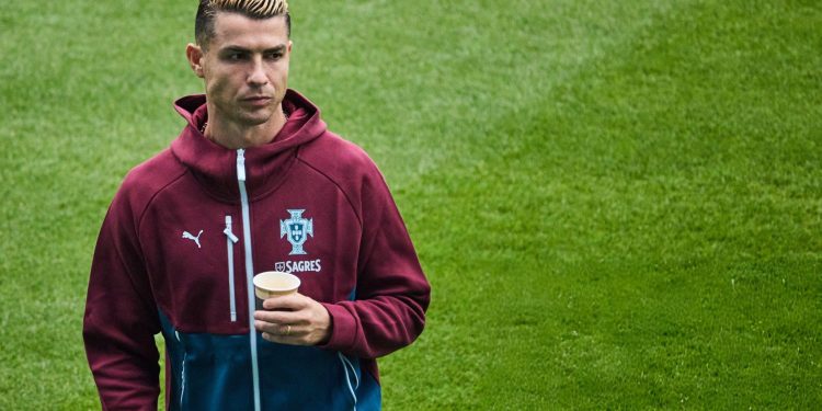 Ronaldo në telashe, Federata në Portugali e ndëshkon për rebelimin