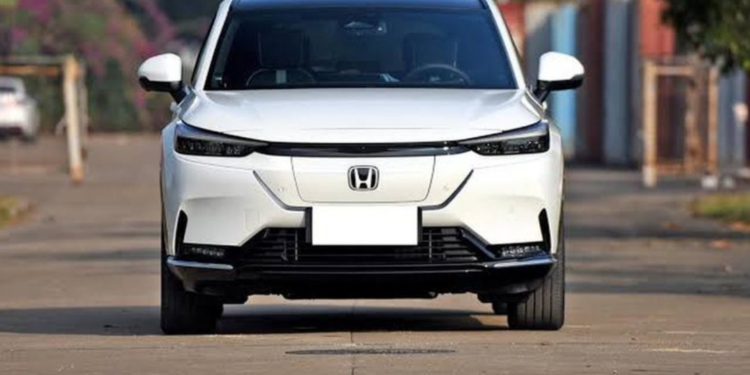 Paradoksi: Bota stimulon dhe subvencionon makinat elektrike, Shqipëria i takson