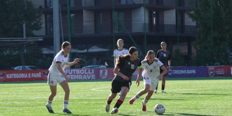 Nis turneu UEFA Development U15 për vajza në Shqipëri, luhen dy ndeshjet e para