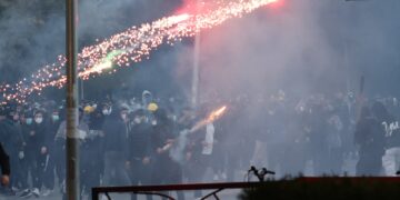 28 të lënduar nga protesta në Tiranë, 14 persona ende në spital