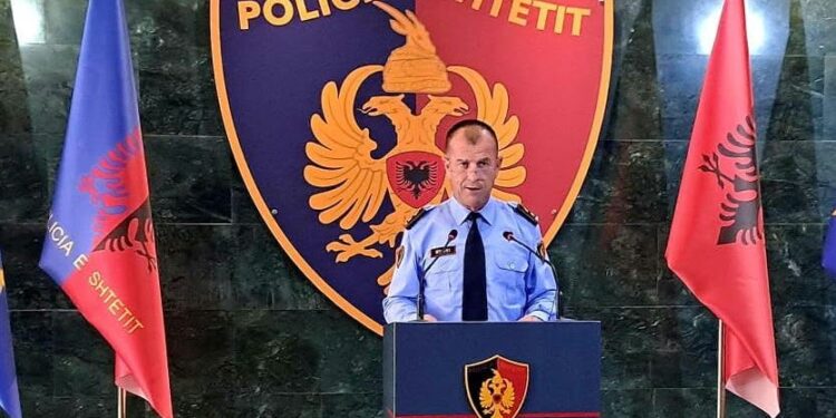 Policia thirrje para protestës: Kush fshihet pas maskës, do të identifikohet