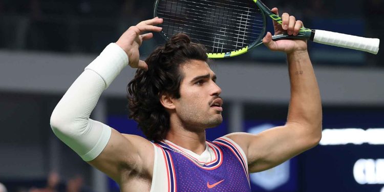 Tenis/ Eleminohet Alcaraz, spanjolli nervoz humbet ndaj Bergs, Zverev numri 1 ATP për 2026-ën