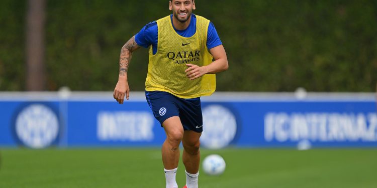 Buzëqesh Chivu, ndaj Parmës të gatshëm do të jenë Çalhanoglu dhe Spence