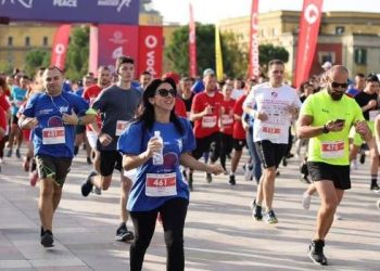 Protestat në Tiranë, organizatorët e maratonës në kryeqytet zyrtarizojnë vendimin për zhvillimin e saj
