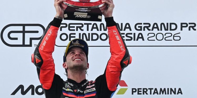 MOTO GP/ Bezzecchi triumfon në Indonezi, italiani dominon garën, hyn në “betejën” për titull