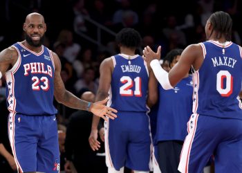 NBA/ Nis sezoni i ri, Philadelphia e LeBron James mundin kampionët e Knicks, OKC “thyen” Spurs, fitore për Detroit