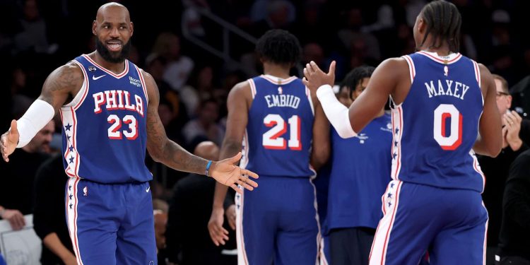 NBA/ Nis sezoni i ri, Philadelphia e LeBron James mundin kampionët e Knicks, OKC “thyen” Spurs, fitore për Detroit