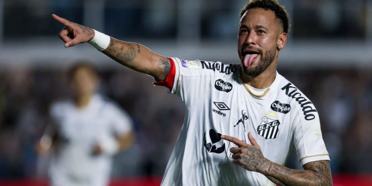 Neymar shpëton Santos, sulmuesi shënon dopietë, i “heq nga duart” fitoren Flamengo-s