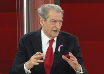 Berisha nuk heq dorë nga ëndrra për t’u rikthyer si kryeministër: Me zgjedhje nuk bëhem, por me referendum po!